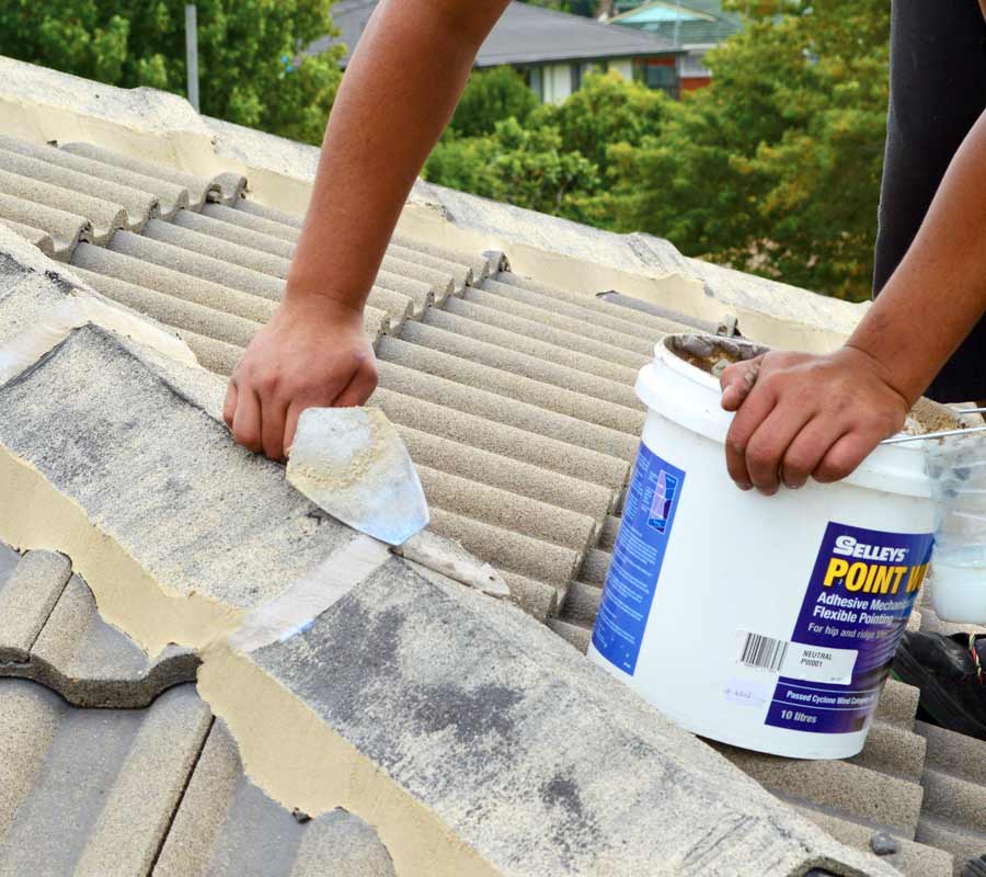 Re-pointing ridge bedding with Selleys Point Works